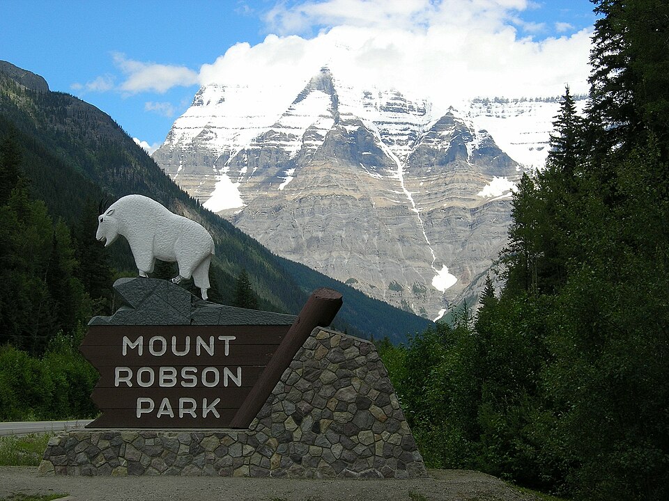 Entrance sign at Mount Robson Provincial Park,