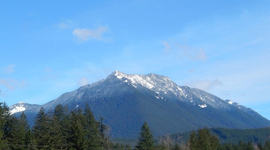 Snowy Mount Washington seen from Interstate 90